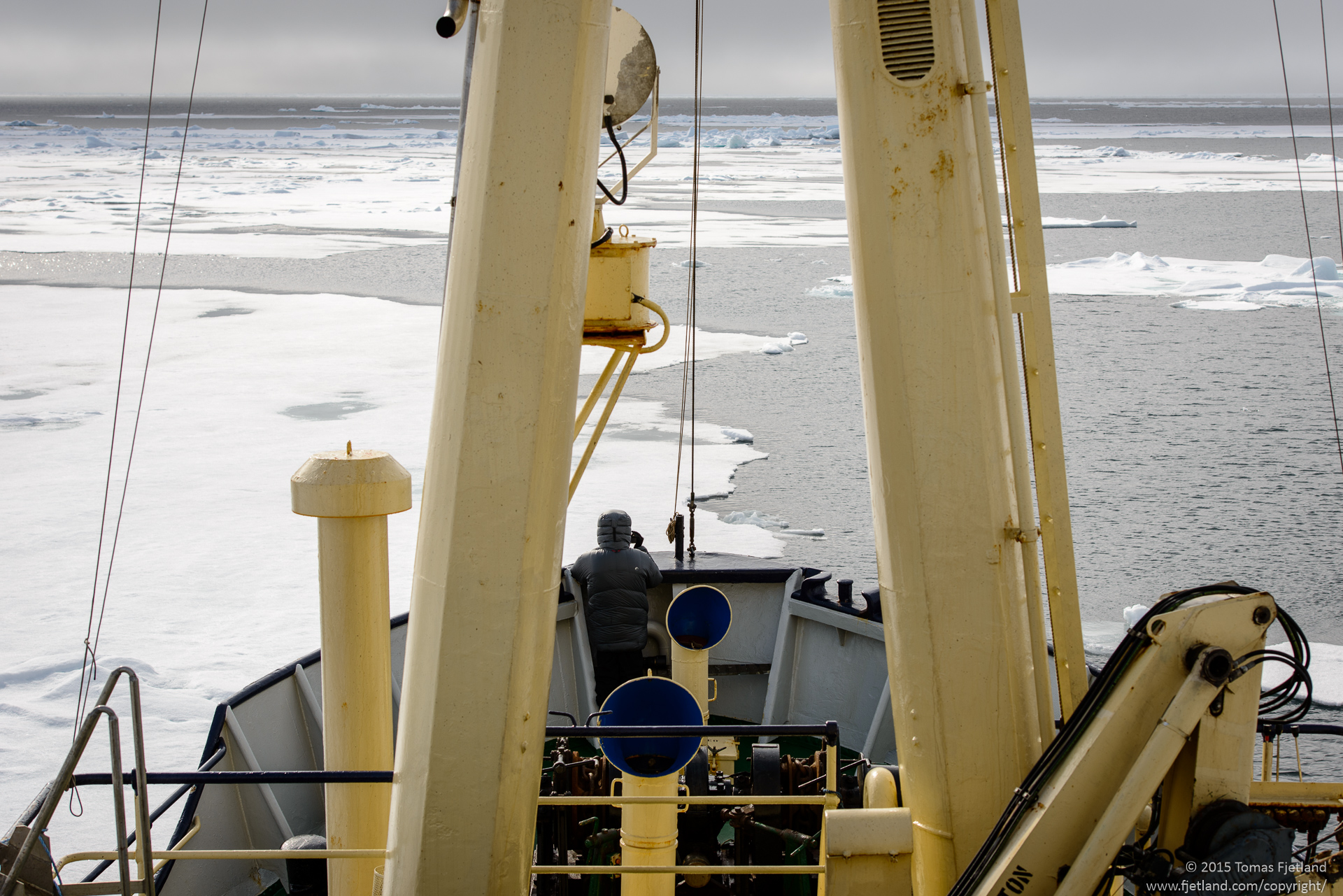 MS Origo navigating the edge of the polar cap